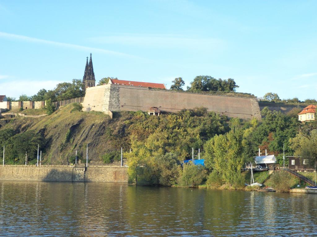 Villaprubezna Praga Exterior foto